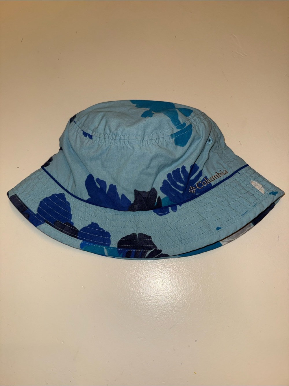 Columbia Blue monstera leaf camo Bucket Hat L/XL Summer